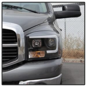 Dodge Ram 1500 06-08 / Ram 2500/3500 06-09  Projector Headlights - Light Bar DRL - Black - Image 10