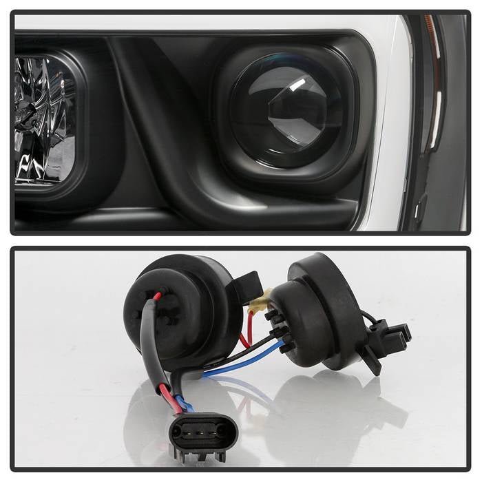 Dodge Ram 1500 06-08 / Ram 2500/3500 06-09  Projector Headlights - Light Bar DRL - Black