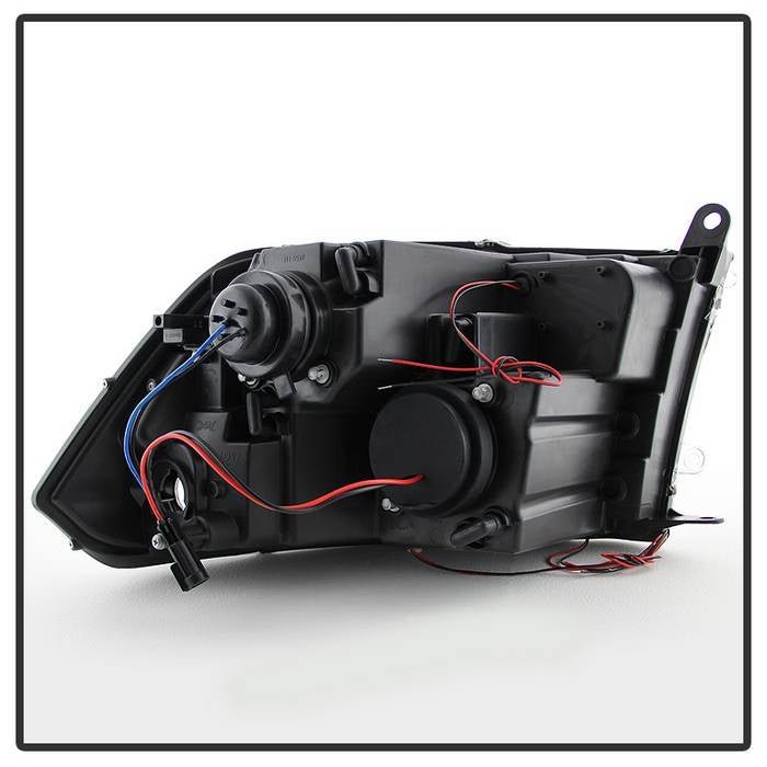 Dodge Ram 1500 09-18 / Ram 2500/3500 10-19 Projector Headlights Smoke