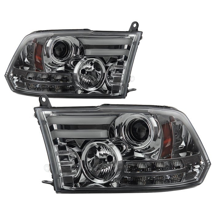 Dodge Ram 1500 13-18 / Ram 2500/3500 13-19 Projector Headlights - Light BaDRL- Smoke