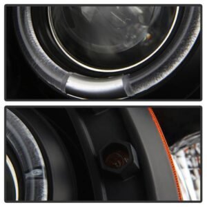 Dodge Ram 1500 94-01 / Ram 2500/3500 94-02 / 99-01 Ram Sport - Projector Headlights - LED Halo - Black - Image 3