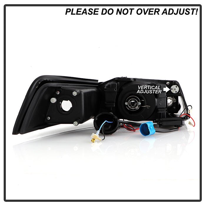 Ford Mustang 99-04 Projector Headlights - LED Halo - Black