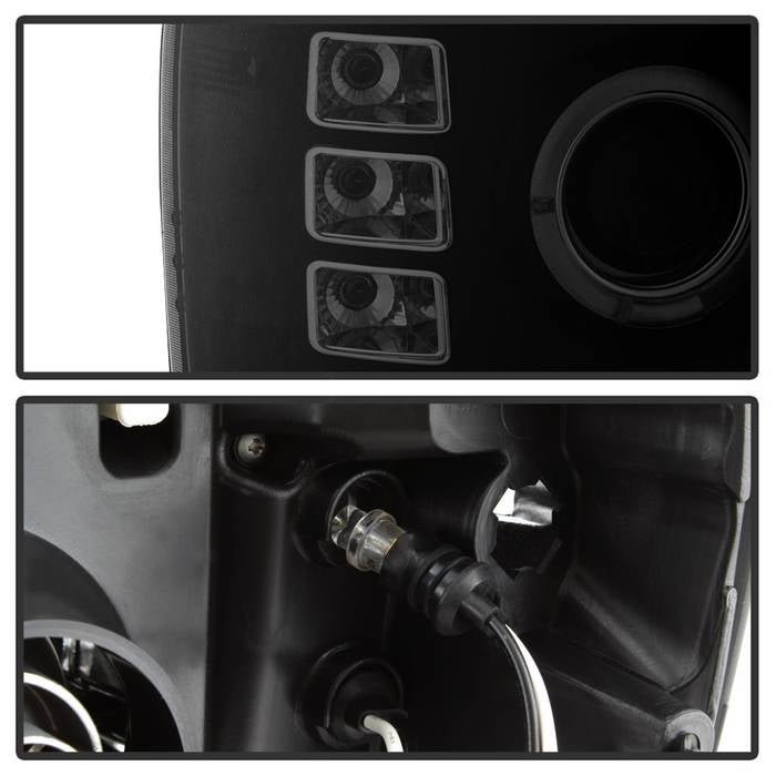 GMC Sierra 1500/2500/3500 07-13 / GMC Sierra Denali 08-13 / GMC Sierra 2500HD/3500HD 07-13 Projector Headlights - Black Smoke