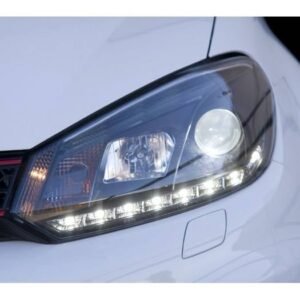 Volkswagen Golf / GTI 10-13 Projector Headlights - Black - Image 3