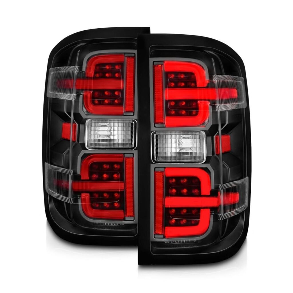 Chevy Silverado 14-18 1500 / 15-19 2500hd/3500hd / GMC Sierra 15-19 2500hd/3500hd Tail Lights Black Clear